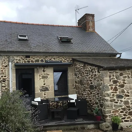 Maison En Pierre A La Campagne Proche De La Mer Plourhan Exterior foto